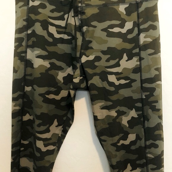 VICTORIA’S SECRET PINK💜Camo Draw-String Active Pants - Picture 4 of 14